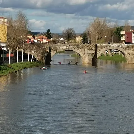 Vivienda Jardin Monforte De Lemos