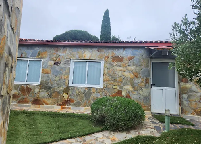 Vivienda Jardin 몬포르테데레모스